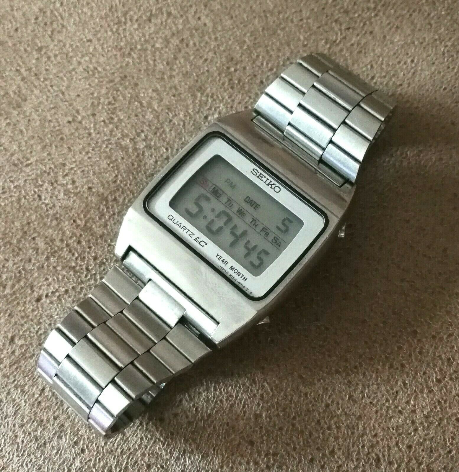 vintage seiko M154 5009 lc lcd quartz stainless steel digital