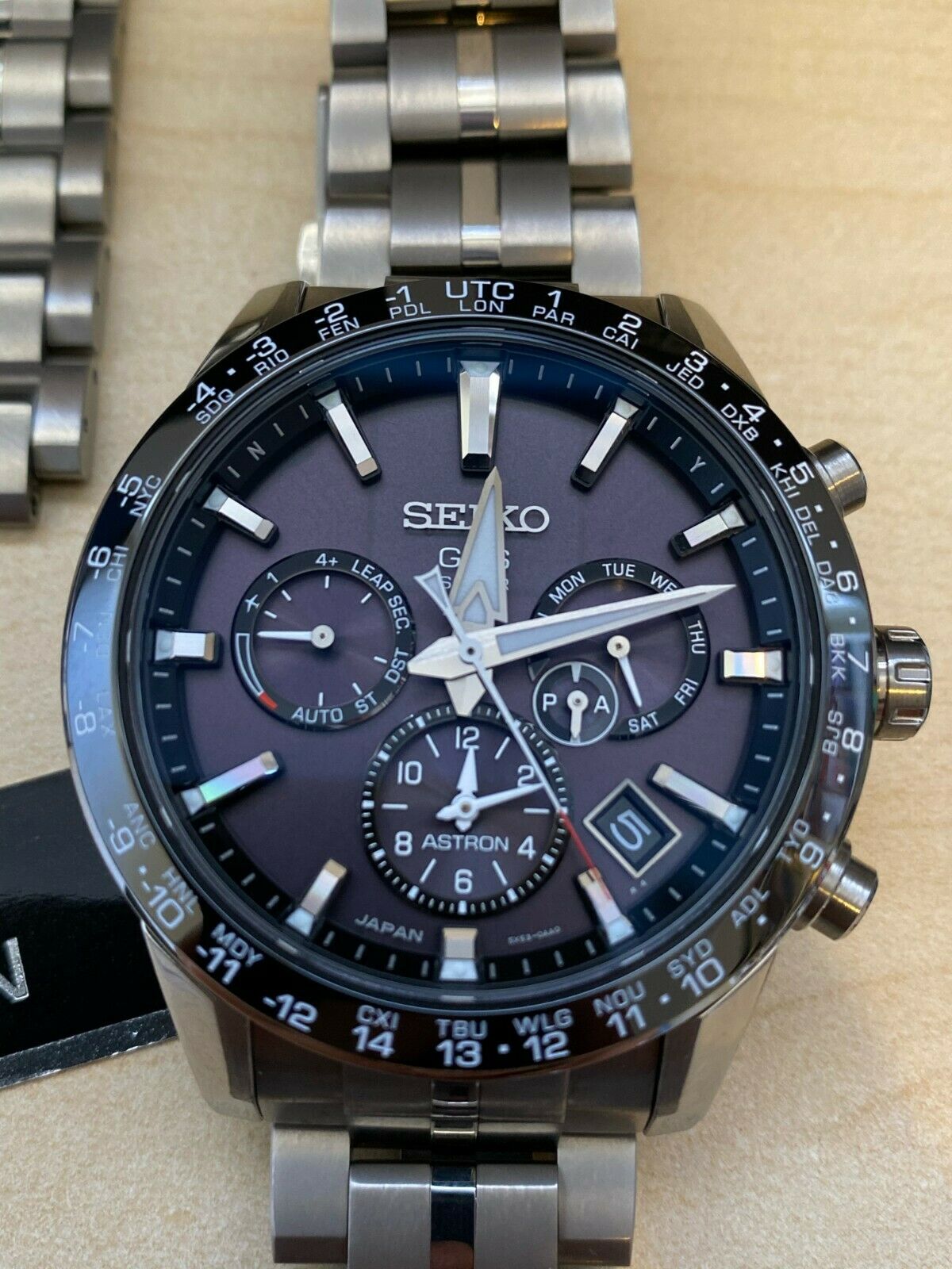 seiko astron gps solar ssh003