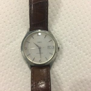 Pre owned Timex for J Crew 1600 Watch WatchCharts Marketplace