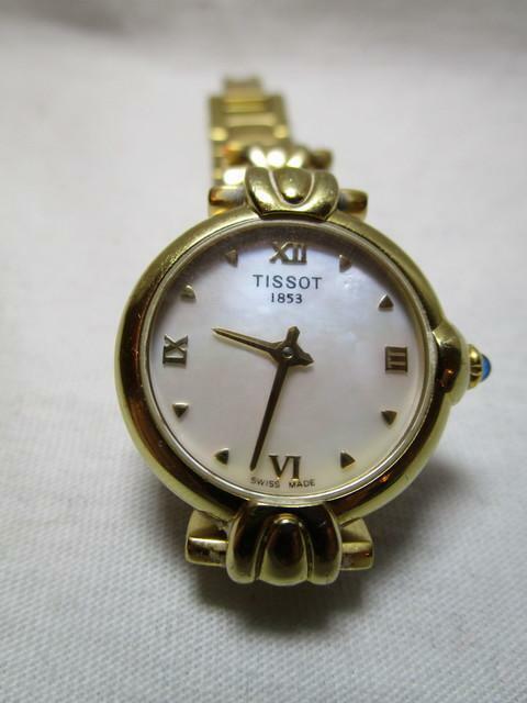 Tissot Ladies Wristwatch Gold plated G226 326 GWO 20Y