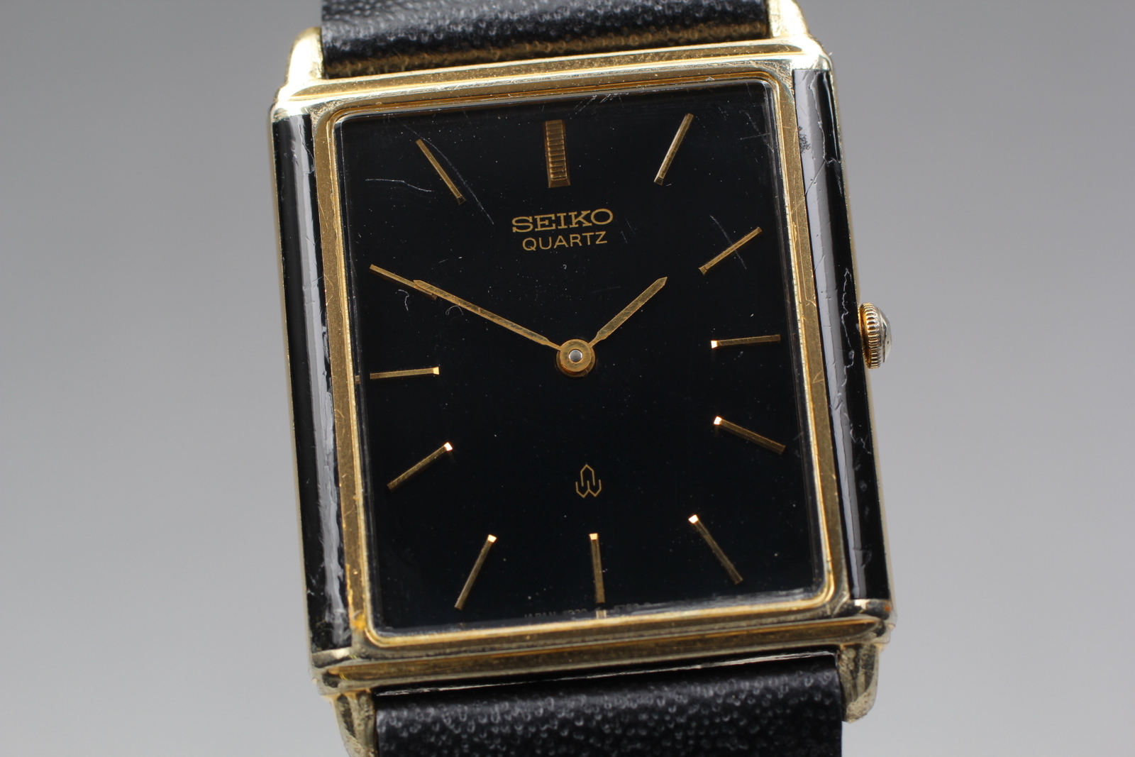 Vintage 1981 Exc+4 Seiko Chariot 5930-5640 SGP Gold Tank Quartz