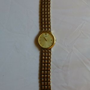 Men's SEIKO 5Y39-7A70 Quartz Watch 18mm Original Bracelet (spares or  repair) | WatchCharts