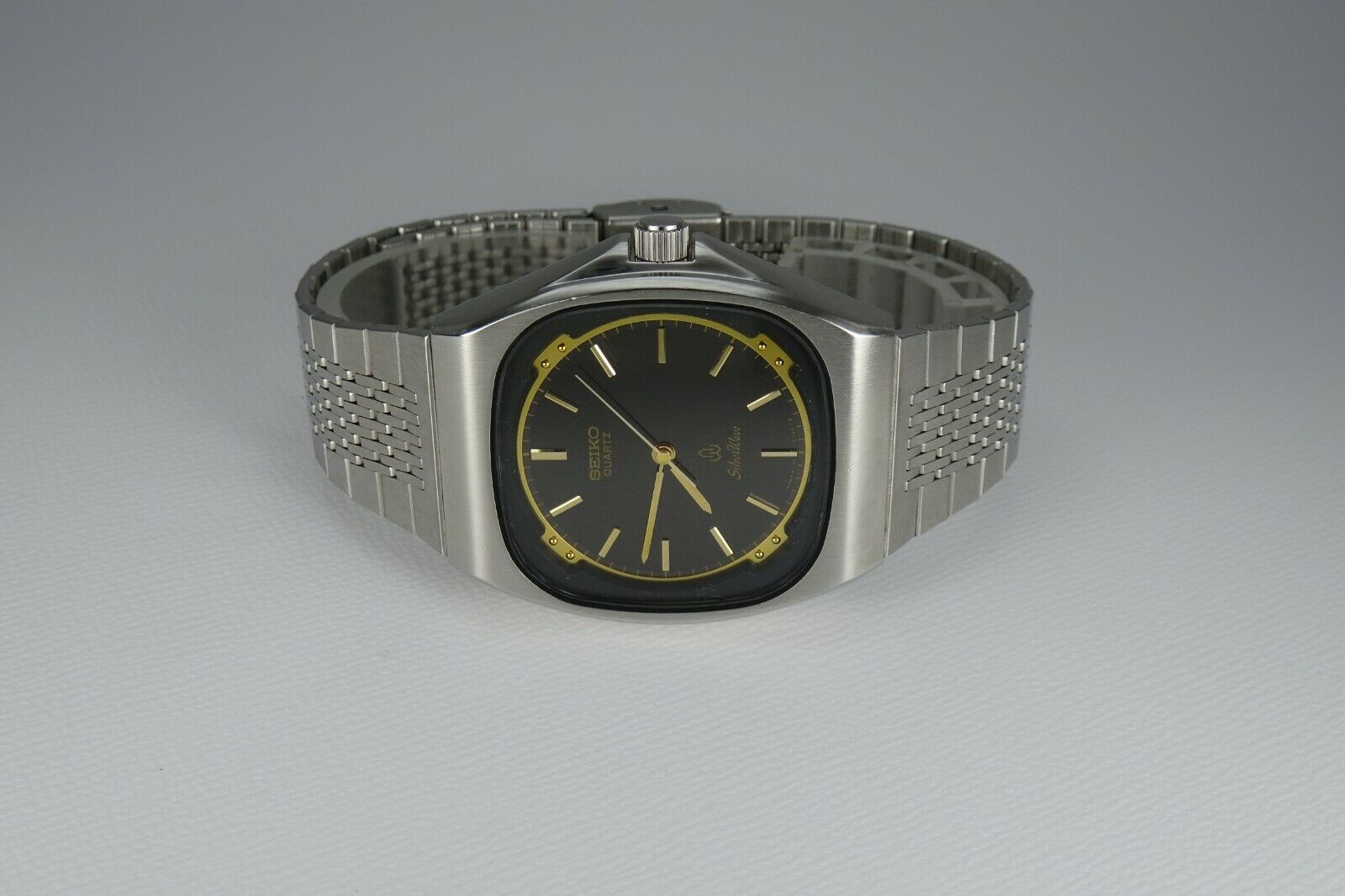 Vintage 1982 JAPAN SEIKO SILVER-WAVE 6030-5280 8Jewels Quartz 