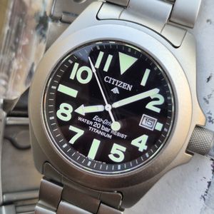 CITIZEN　Eco-Drive 7878-H16714 Citizen Eco-drive Ray Mears 7878-h16714 October 1999 for