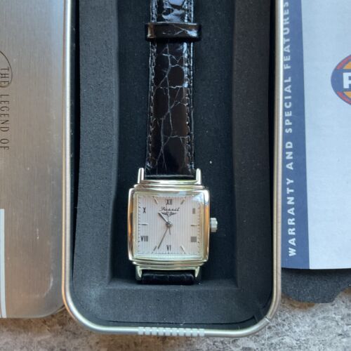 Vintage Fossil Womens Tank Style Watch VT-2575 26mm Silver  display picture 2