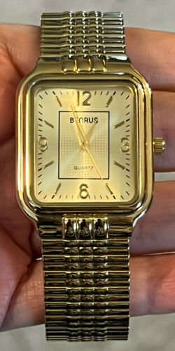 Benrus quartz outlet watch gold