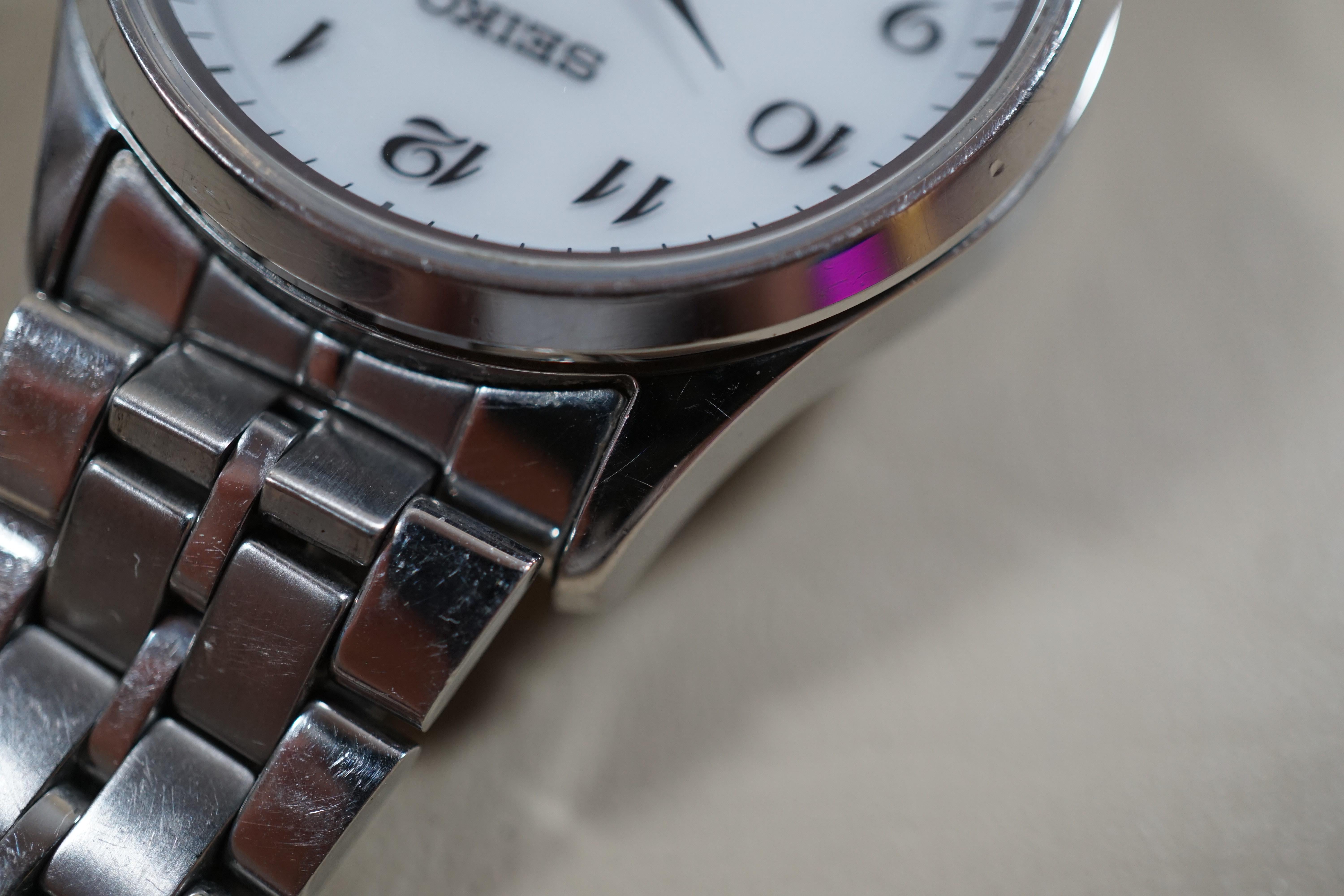 WTS] Seiko Spirit SBPX067 V158 White Dial Sapphire Solar Quartz 