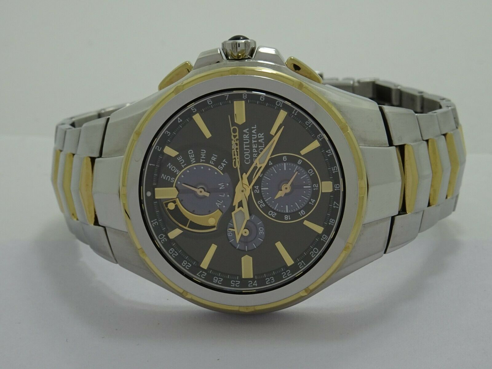 seiko ssc376p9