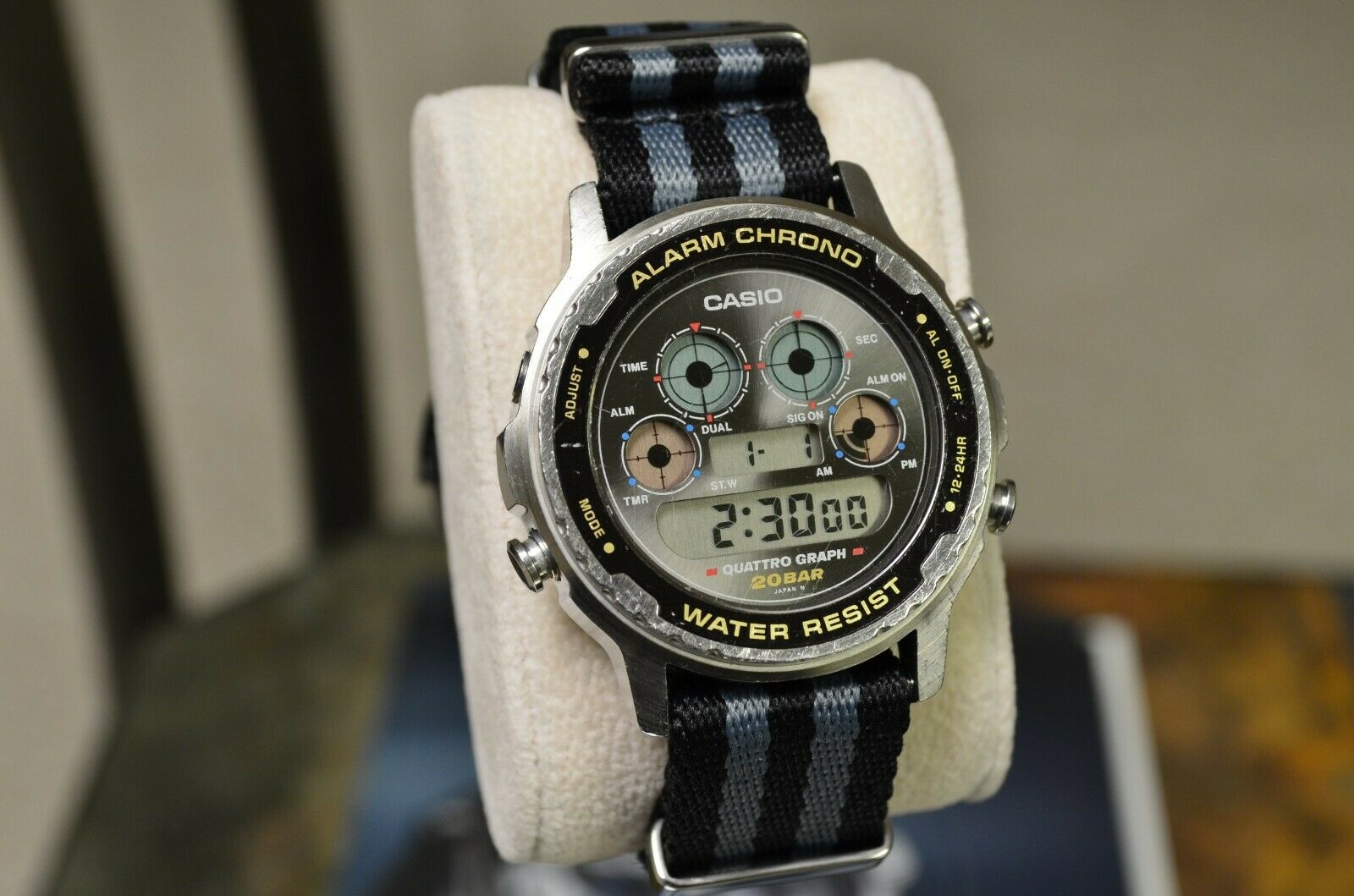 CASIO - DW-7300 - Dive - Vintage Digital Watch - Digital