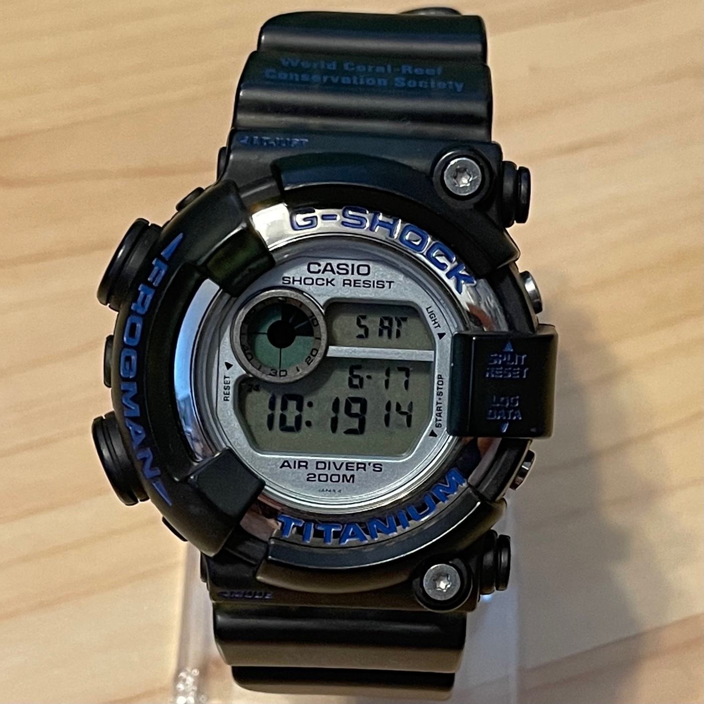 ７回ほど使用した記憶がありますCASIO G-SHOCK DW8201WC-8T WCCSトリプルマンタ