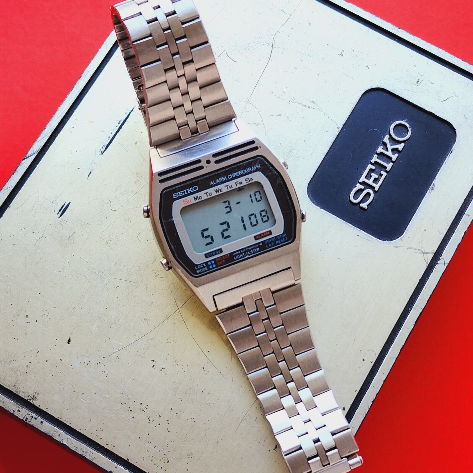 Seiko Alarm Chronograph Watch 1980 With Bracelet & Box A257-5010