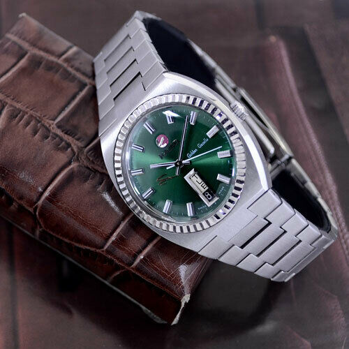 VINTAGE RADO GOLDEN GAZELLE AUTOMATIC EMERALD DIAL DAY&DATE
