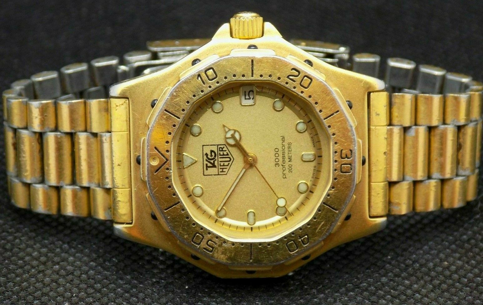 TAG Heuer 3000 Professional 200M model no. 937.413 Gents Gold