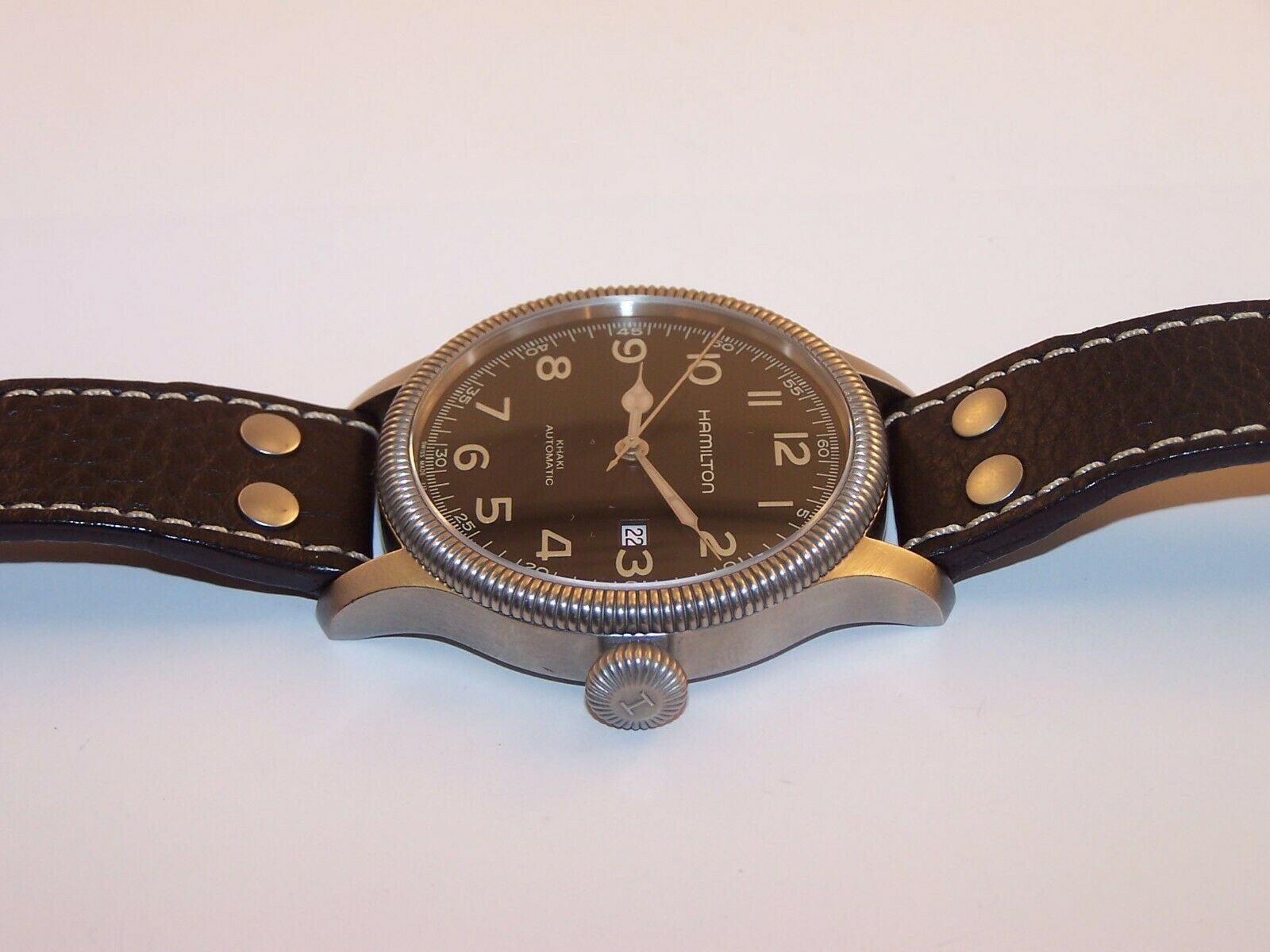Hamilton H605150 Khaki Field Pioneer 25J 2824-2 Automatic 42mm