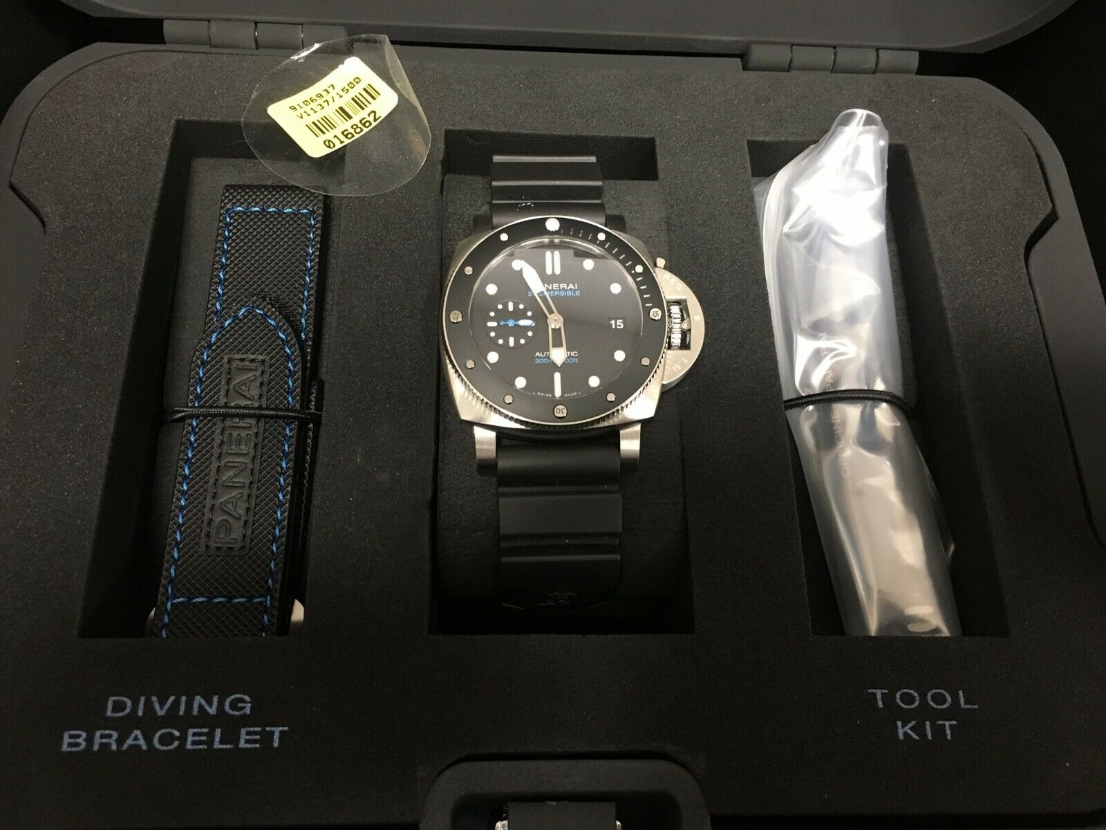 Panerai luminor submersible 42mm PAM 00683 black watch WatchCharts