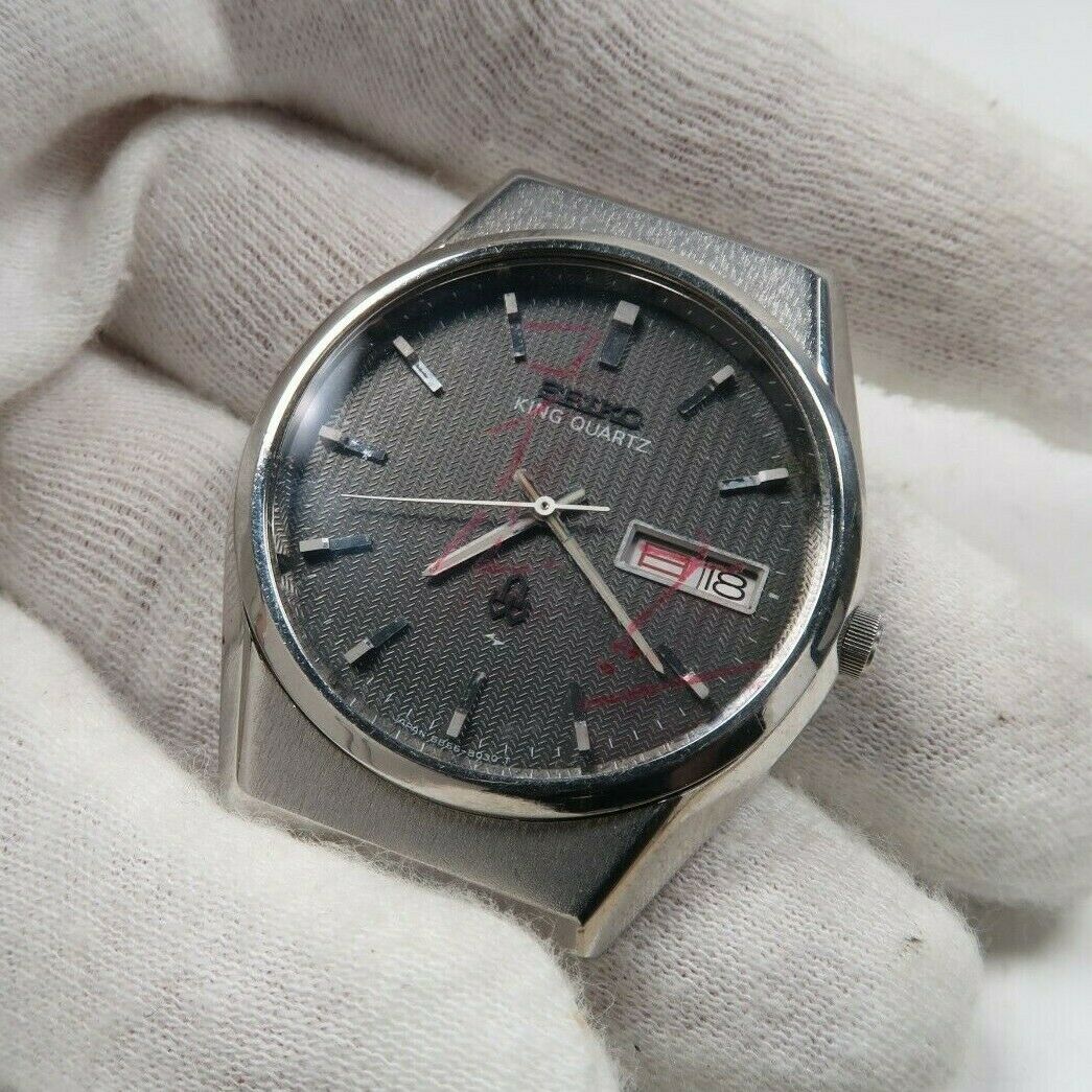 Vintage SEIKO KING QUARTZ 5856-8020 FOR PARTS OR REPAIR Watch