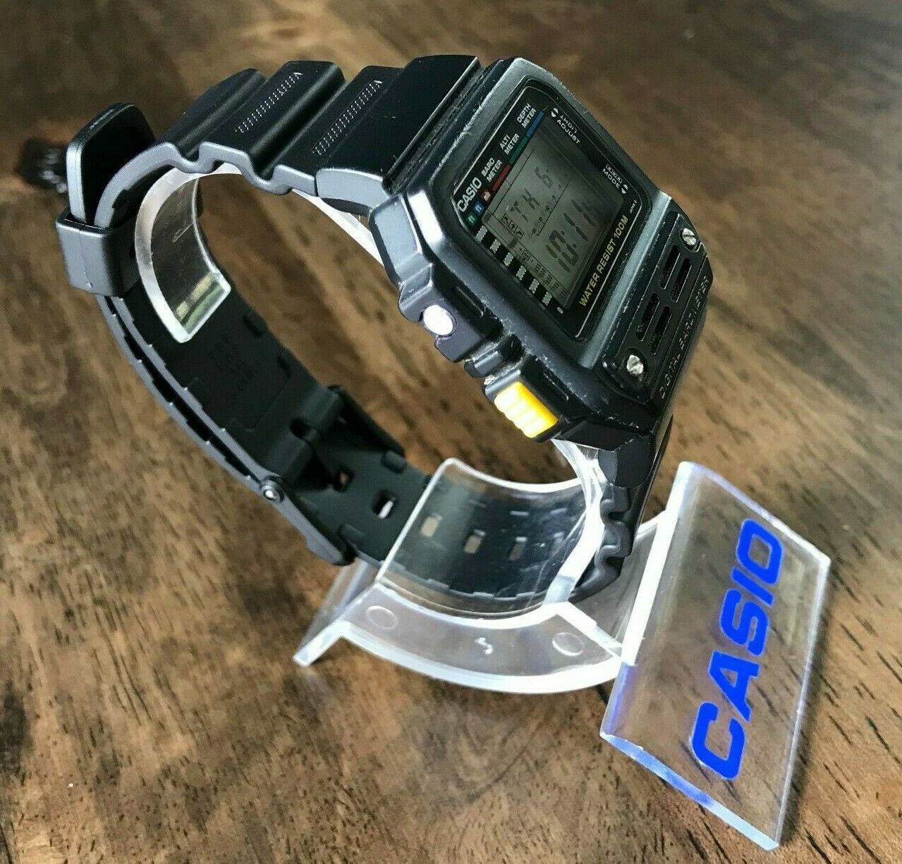 RARE Vintage 1989 Casio BM-100W Digital Barometer Watch, Made in 