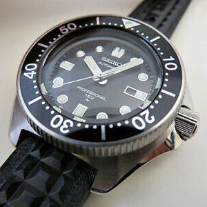 Seiko Lady Diver 2205-0769 New Old Stock Rare Automatic Auth