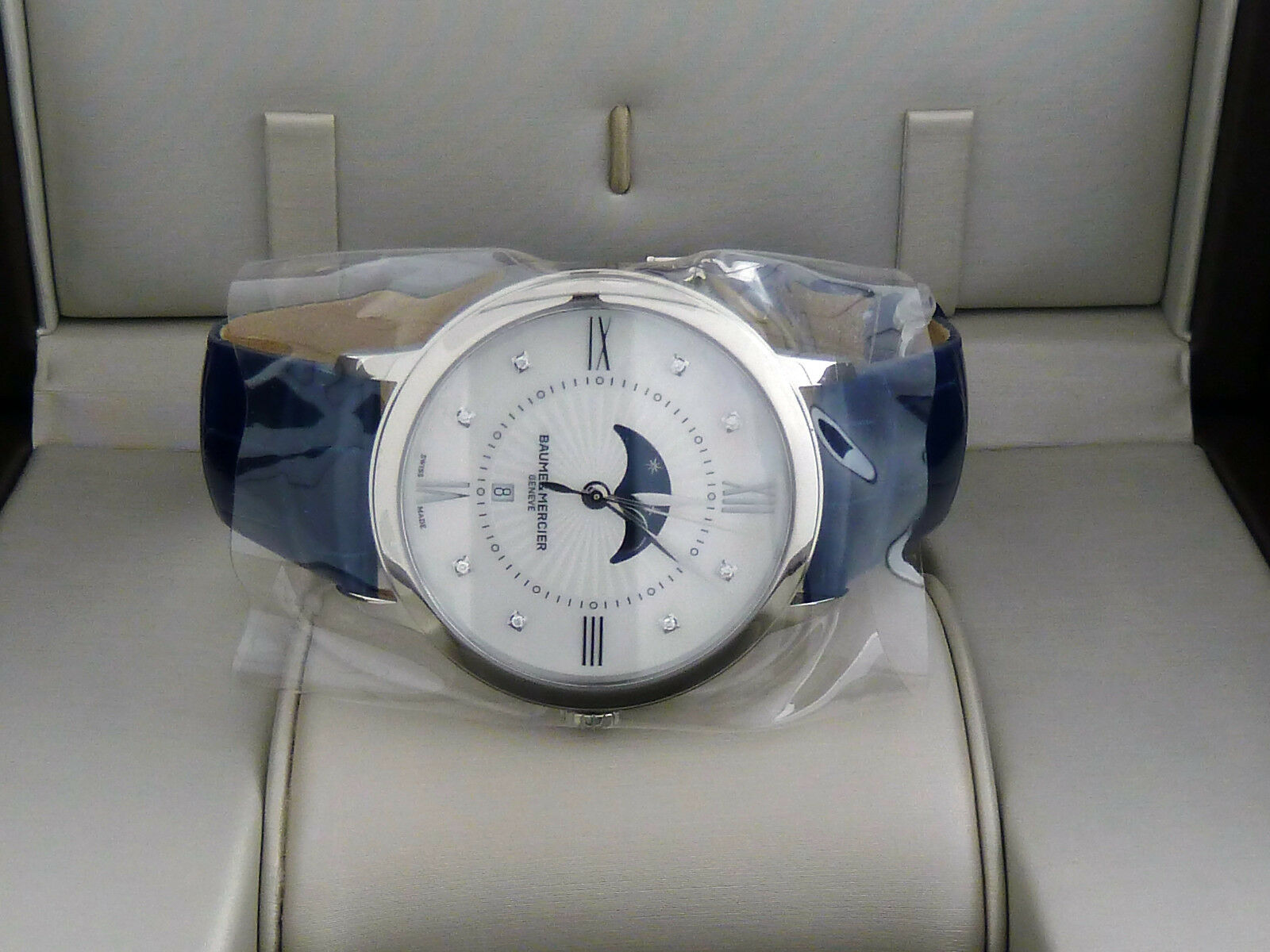 Baume & Mercier Classima Moon Phase Swiss Quartz Women's Watch 10226 ...