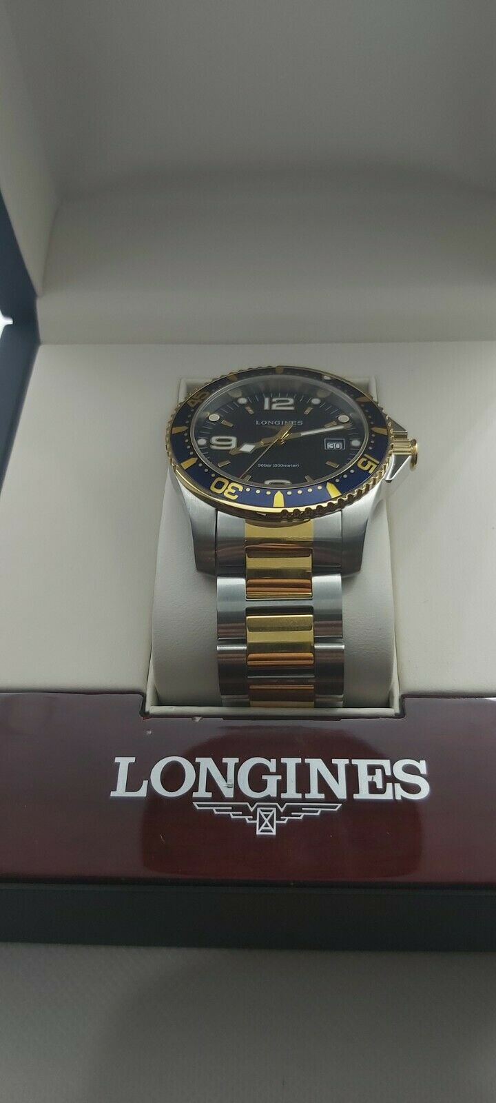 Longines HydroConquest Men s Sunray Black Dial Watch L3740.3.96