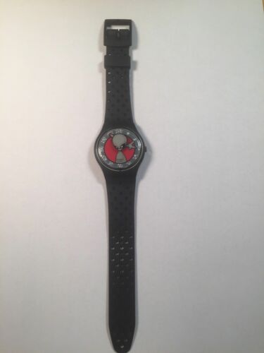 2005 Vintage Swatch Watch GB225 Phoning Home Exc Cond Alien  display picture 2