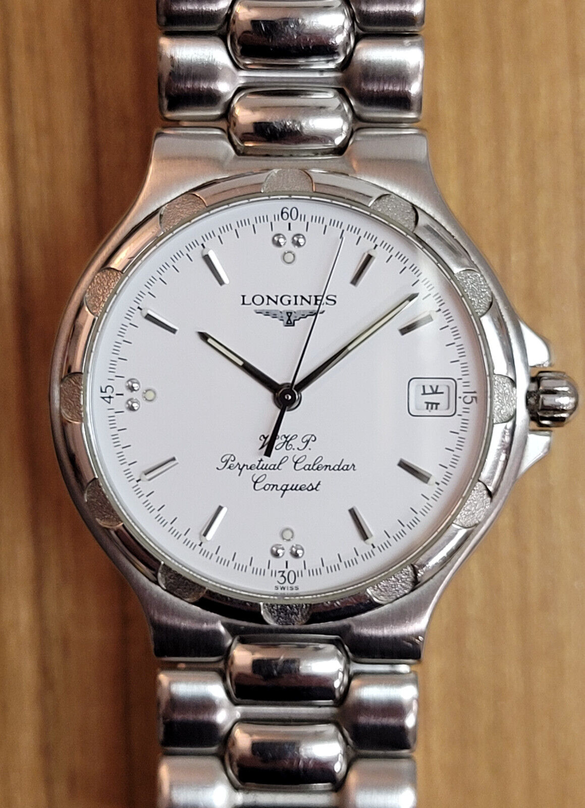 LONGINES V.H.P. CONQUEST HAQ QUARTZ PERPETUAL CALENDAR L1.627.4