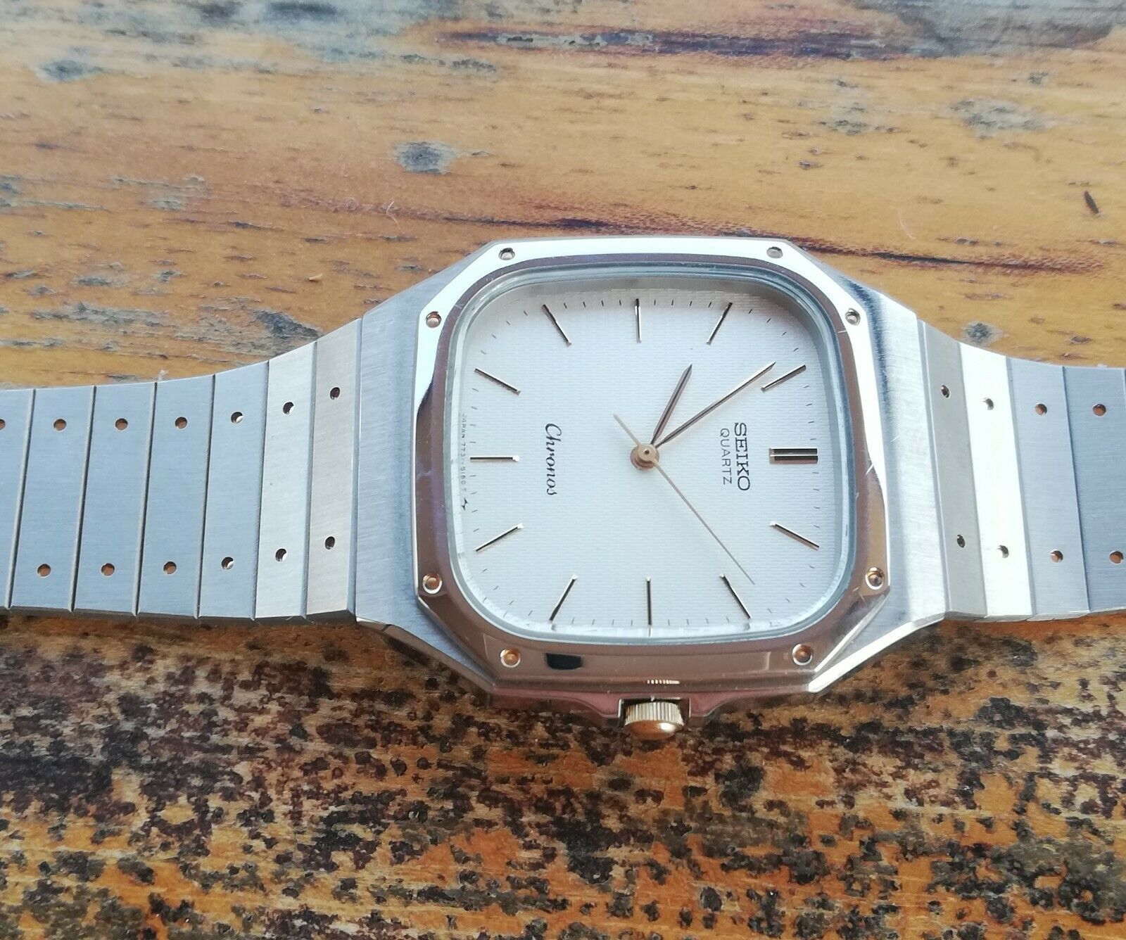 Seiko Chronos Quartz JDM 7731 5130 Kanji JDM March 1989 Textured