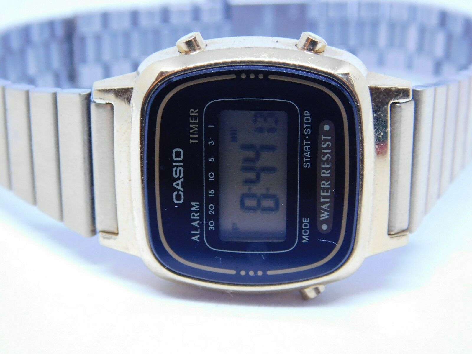 casio la670w gold