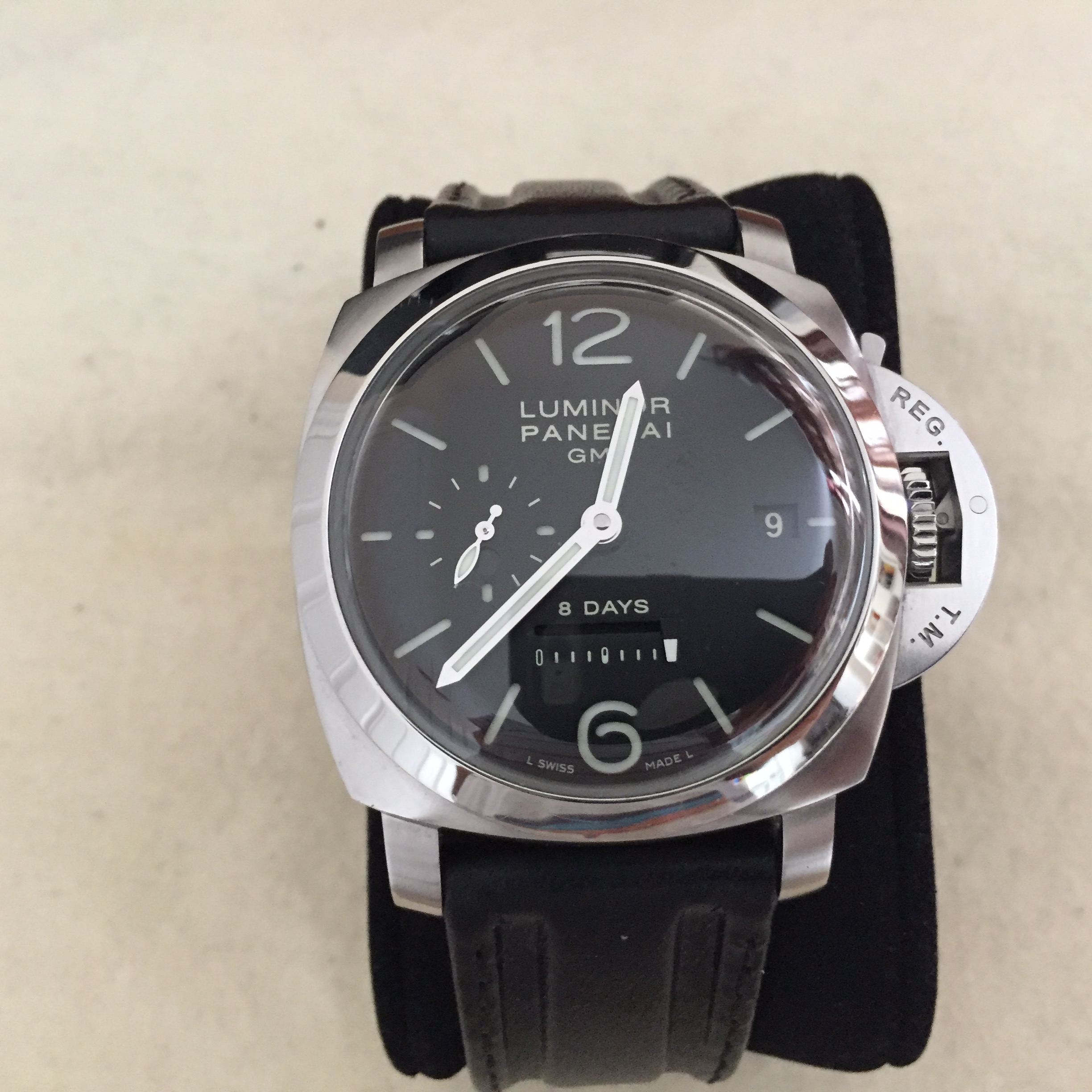 Panerai Pam 233 Dot dial in Canada WatchCharts Marketplace