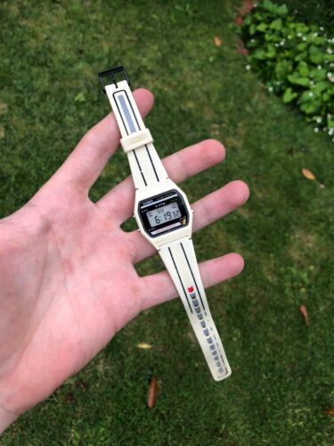 【CASIO】F-77W 1986年 激レア 電池新品 CASIO】F-77W 1986年 激レア 電池新品