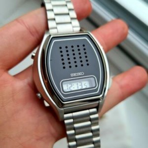 ULTRA RARE Vintage 1990s Seiko LCD Digital TALKING WATCH