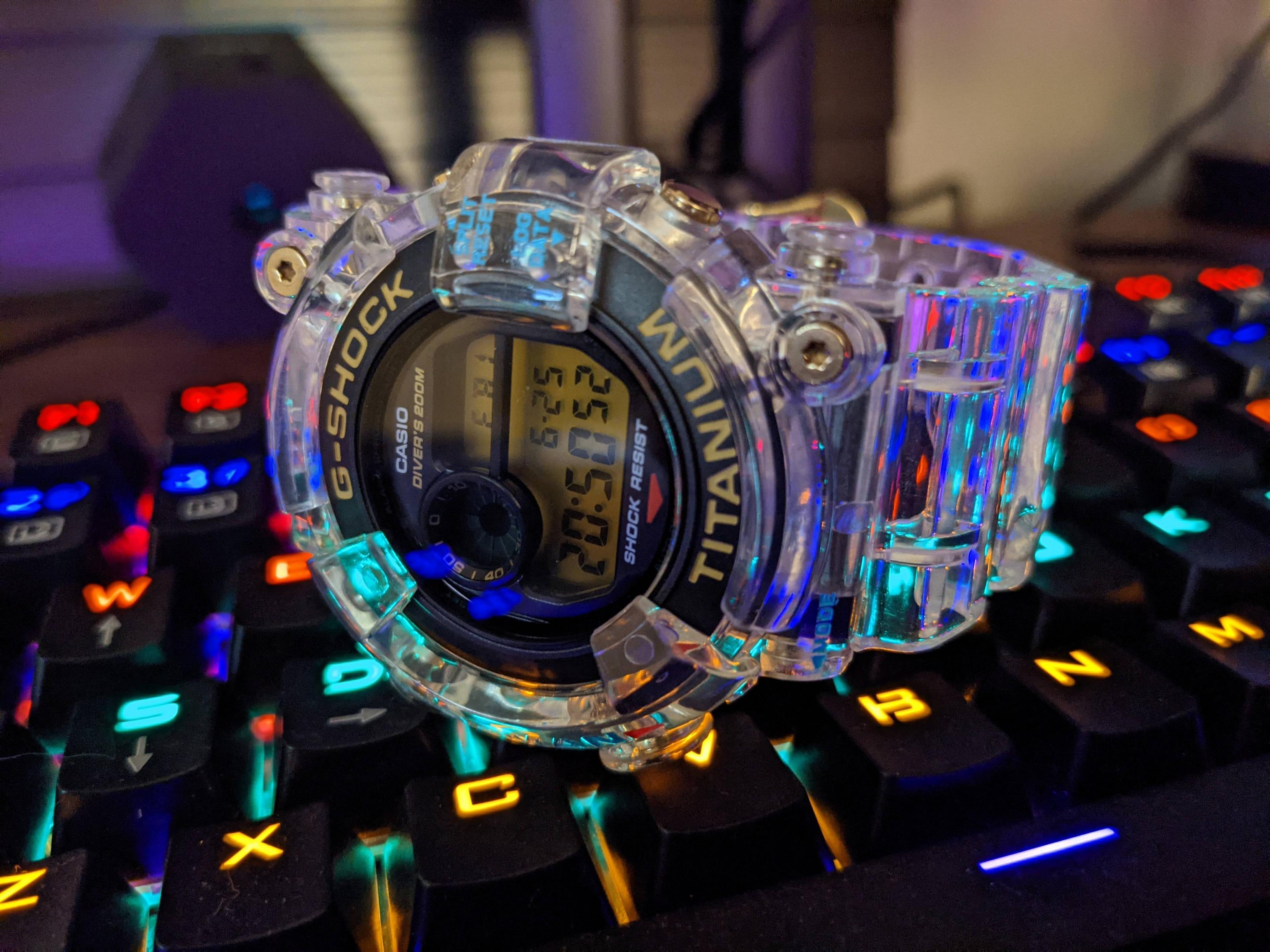 く日はお得 CASIO G-SHOCK DW 8201 7th フロッグマン