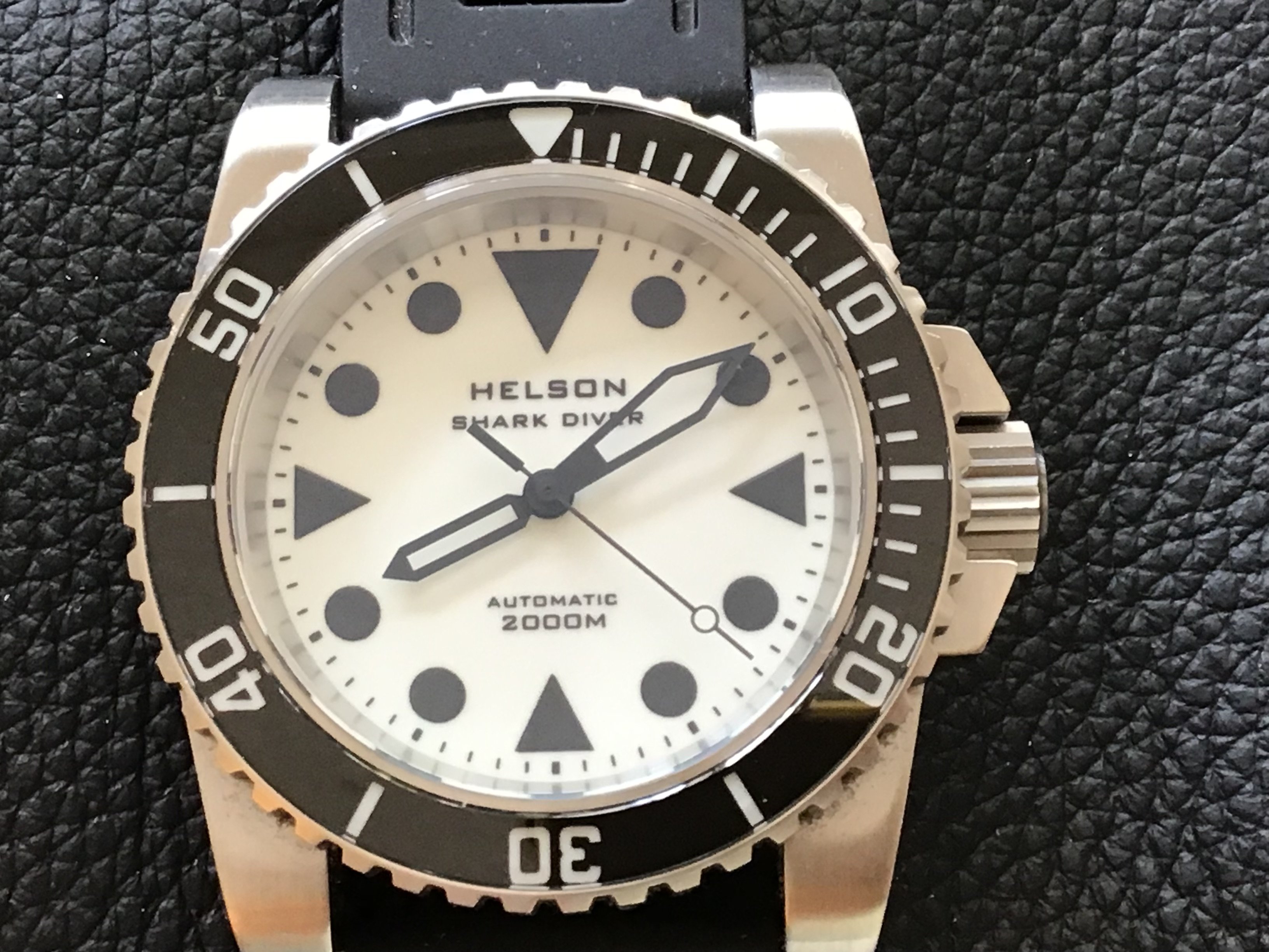 Helson shark diver store 45