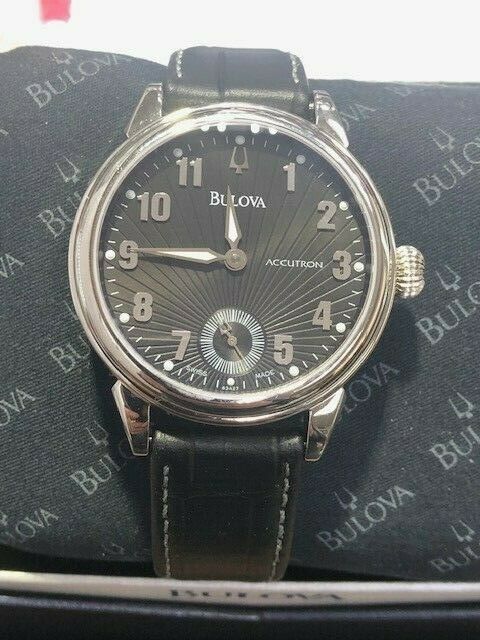 Bulova Accutron Swiss Made Mens Automatic Watch Bulova Accutron Swiss Made Mens Automatic Watch