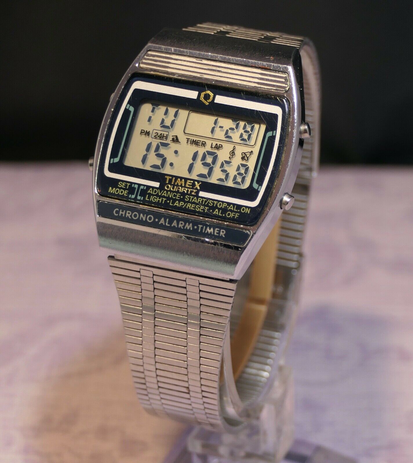 VERY Rare Vintage TIMEX Melody watch 80
