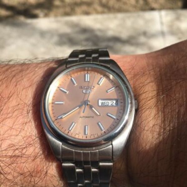 salmon dial seiko