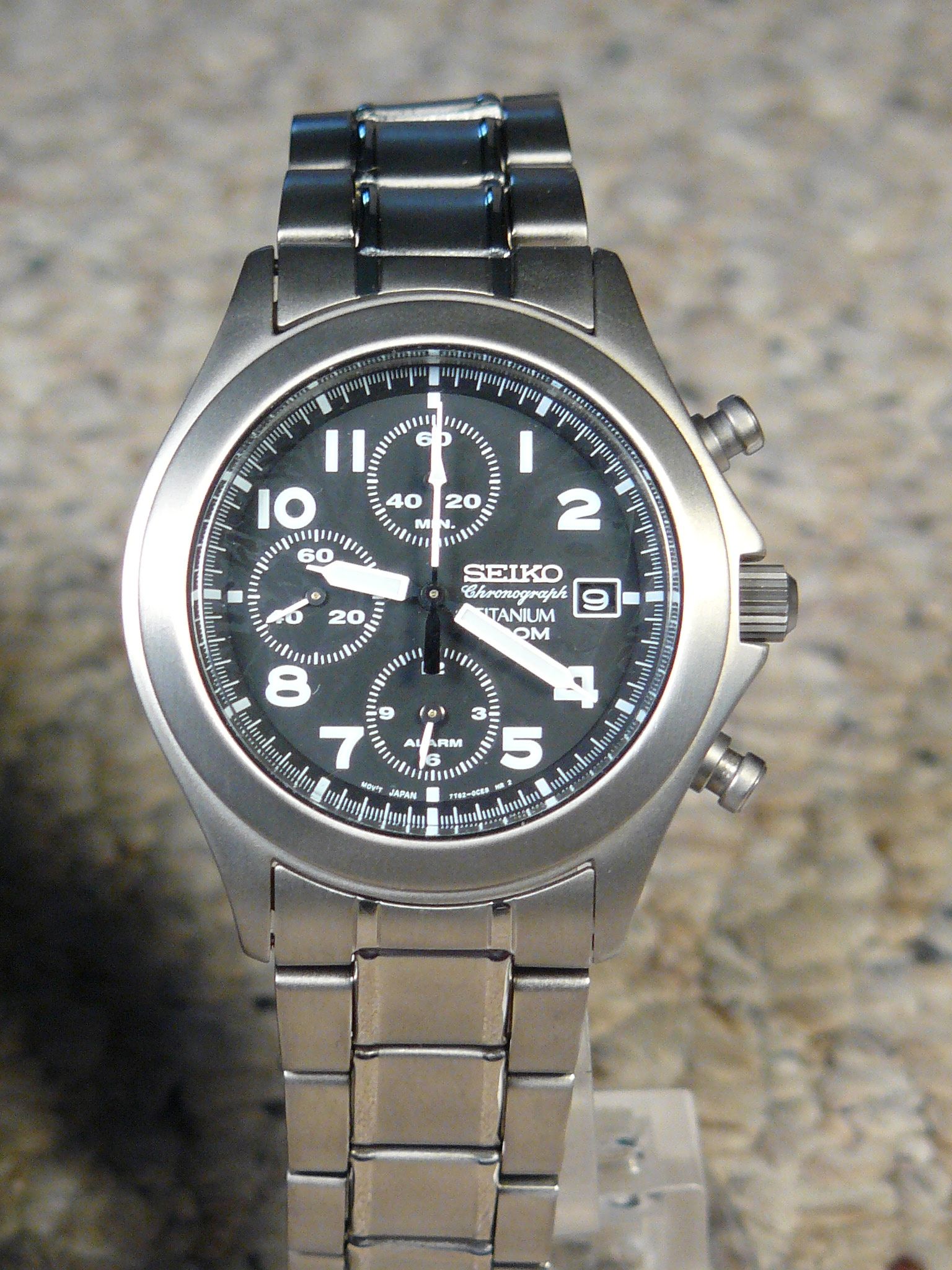 seiko titanium alarm chronograph