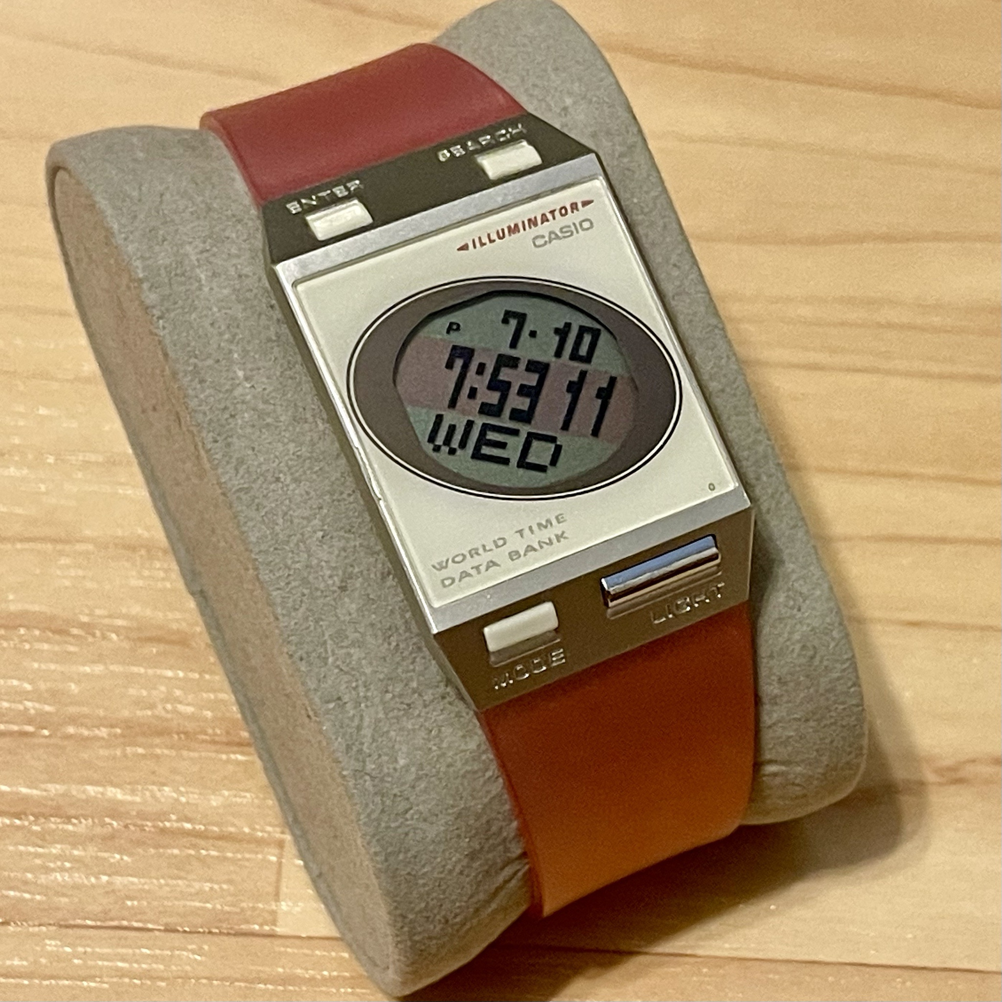 WTS] Casio FS-00 Dual Time Film Watch Data Bank Digital 2190