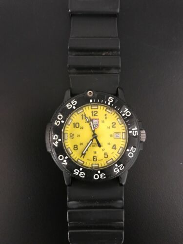 LUMINOX SERIES 3000/3900 V3 NAVY SEAL Yellow DIAL QUARTZ WATCH