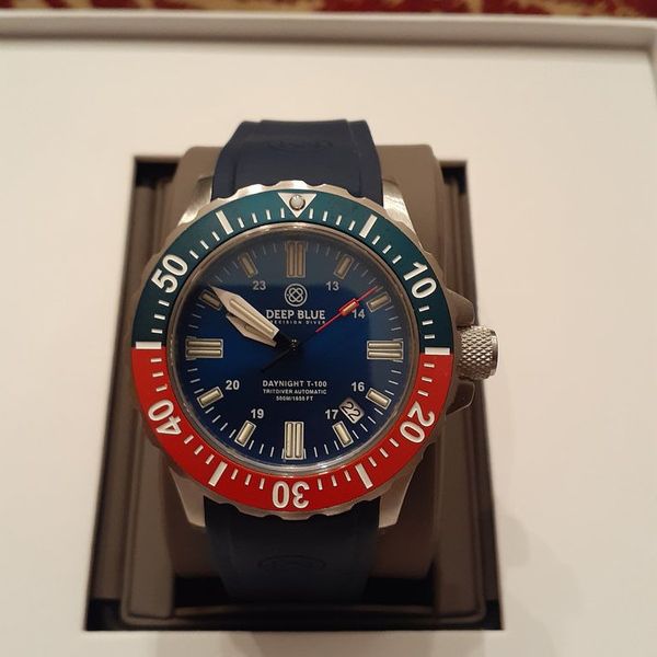 [$250 USD] Deep Blue Daynight 41mm Tritdiver | WatchCharts Marketplace