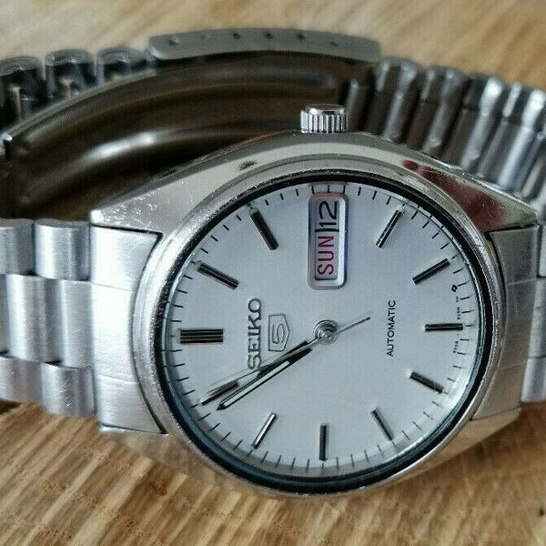Seiko 6309-6240 Automatic, from 03/1976 | WatchCharts