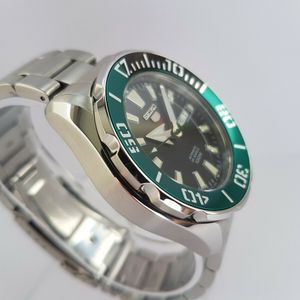 Seiko 5 sports 4R36-06R0 automatic Mint 2018 | WatchCharts