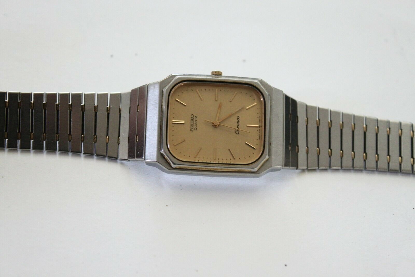 Seiko Chronos 7431-5400, Stainless Steel, two tone. | WatchCharts