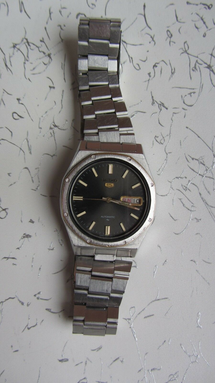 SEIKO 5 AUTOMATIC 7009-8660, ROYAL OAK ,VERY RARE | WatchCharts