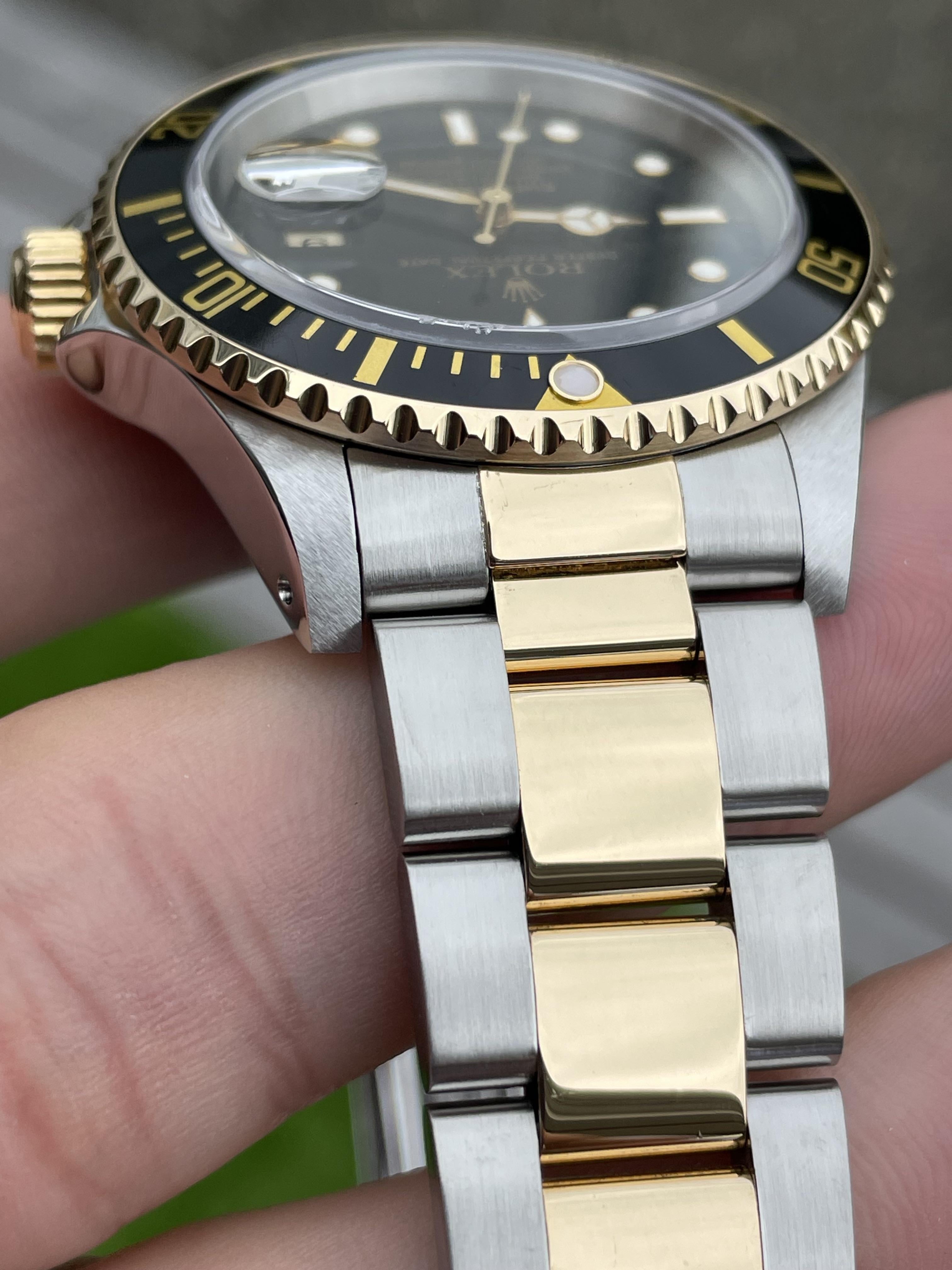 WTS 1998 Rolex Submariner Two Tone Black Dial 16613 Full Set