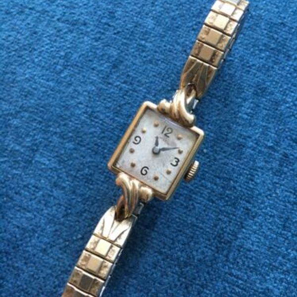 Vintage Ladies Hamilton 14K Gold Watch Speidel stretch band non-working ...