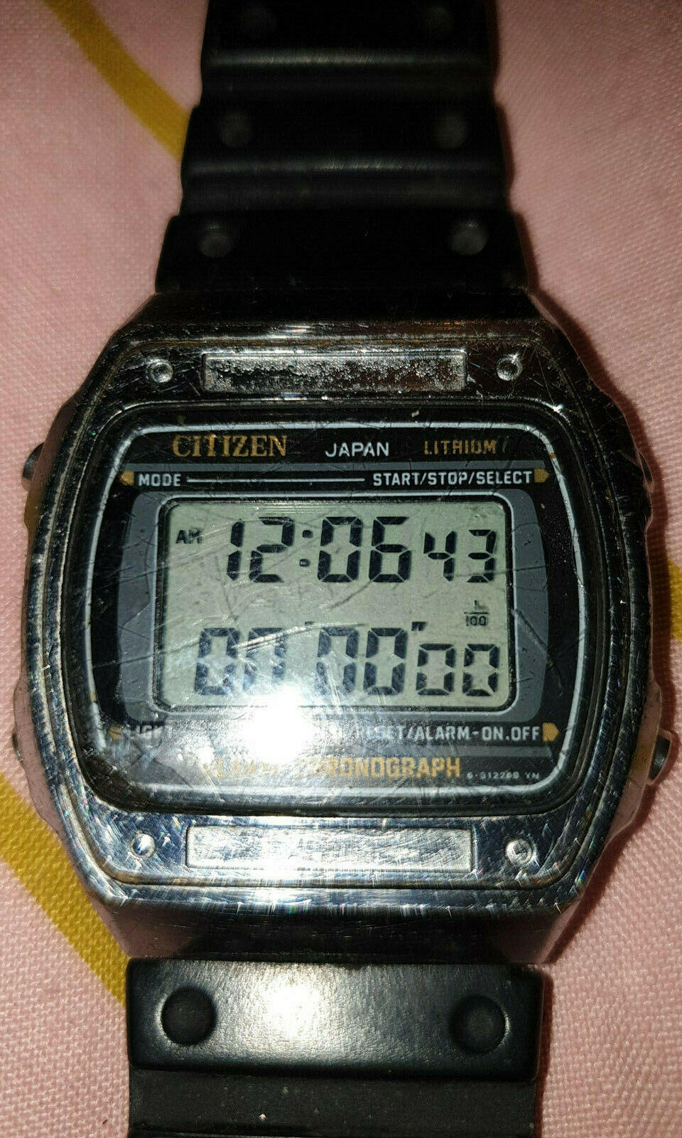 CITIZEN DIGITAL ALARM CHRONO WATCH. MODEL P110 313283 TA 1980S
