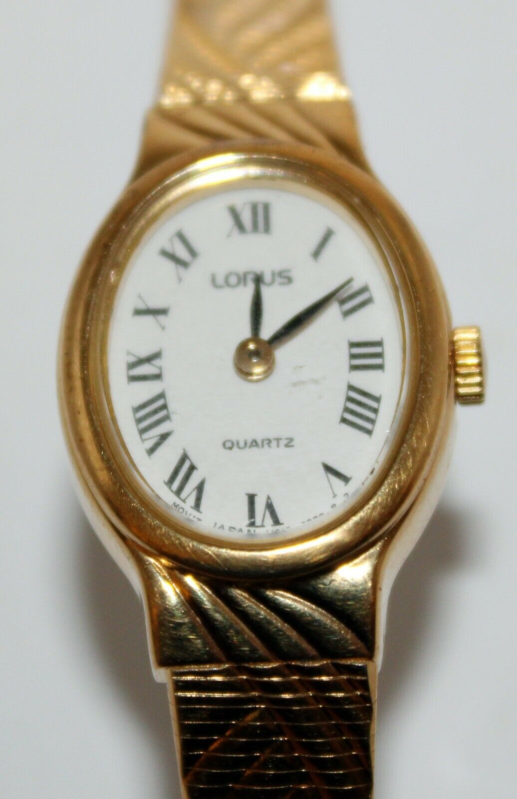 Lorus quartz hot sale ladies watch