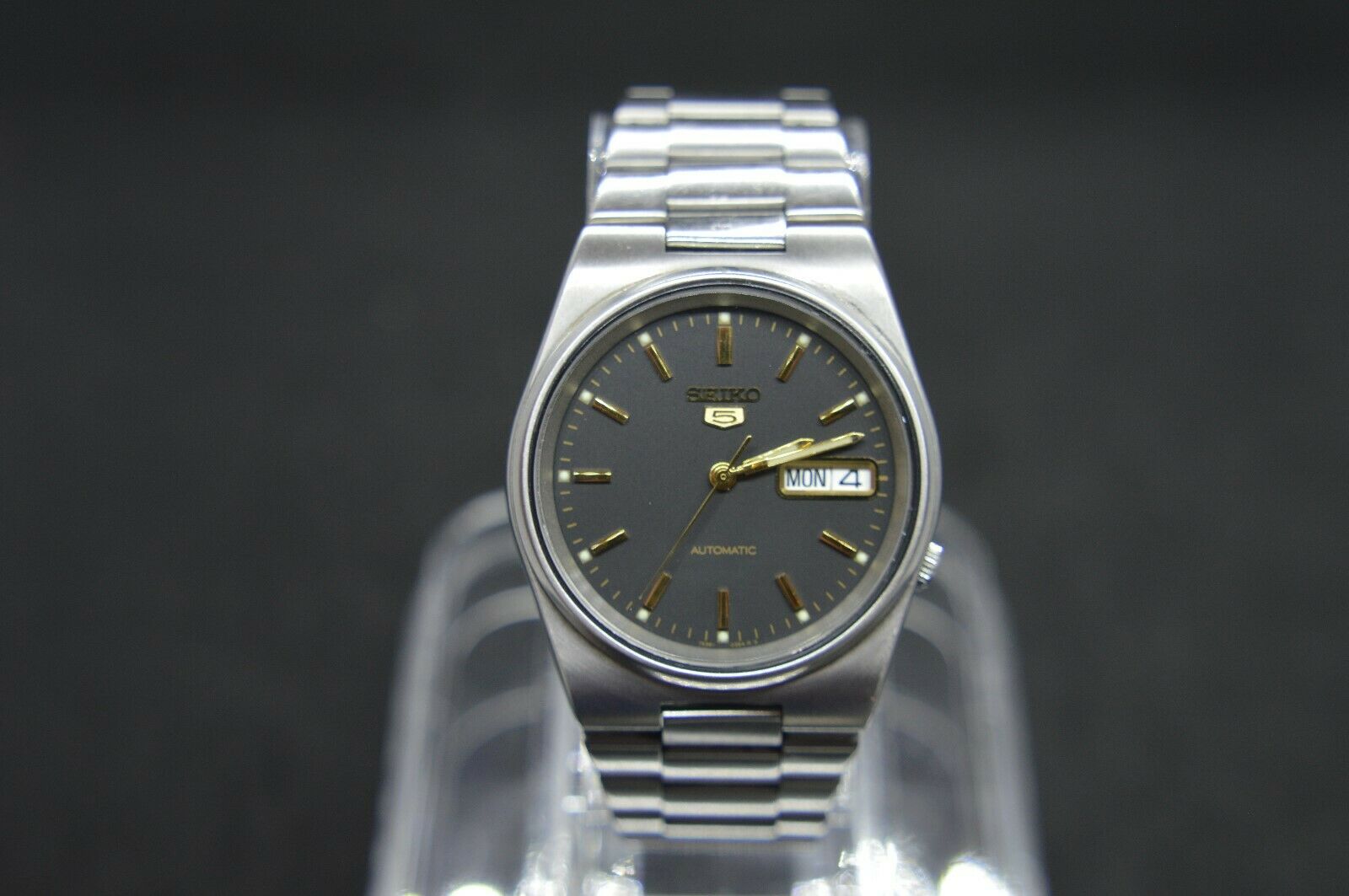 Beautiful Vintage Seiko 7S26 3130 Automatic Watch April 2000 |