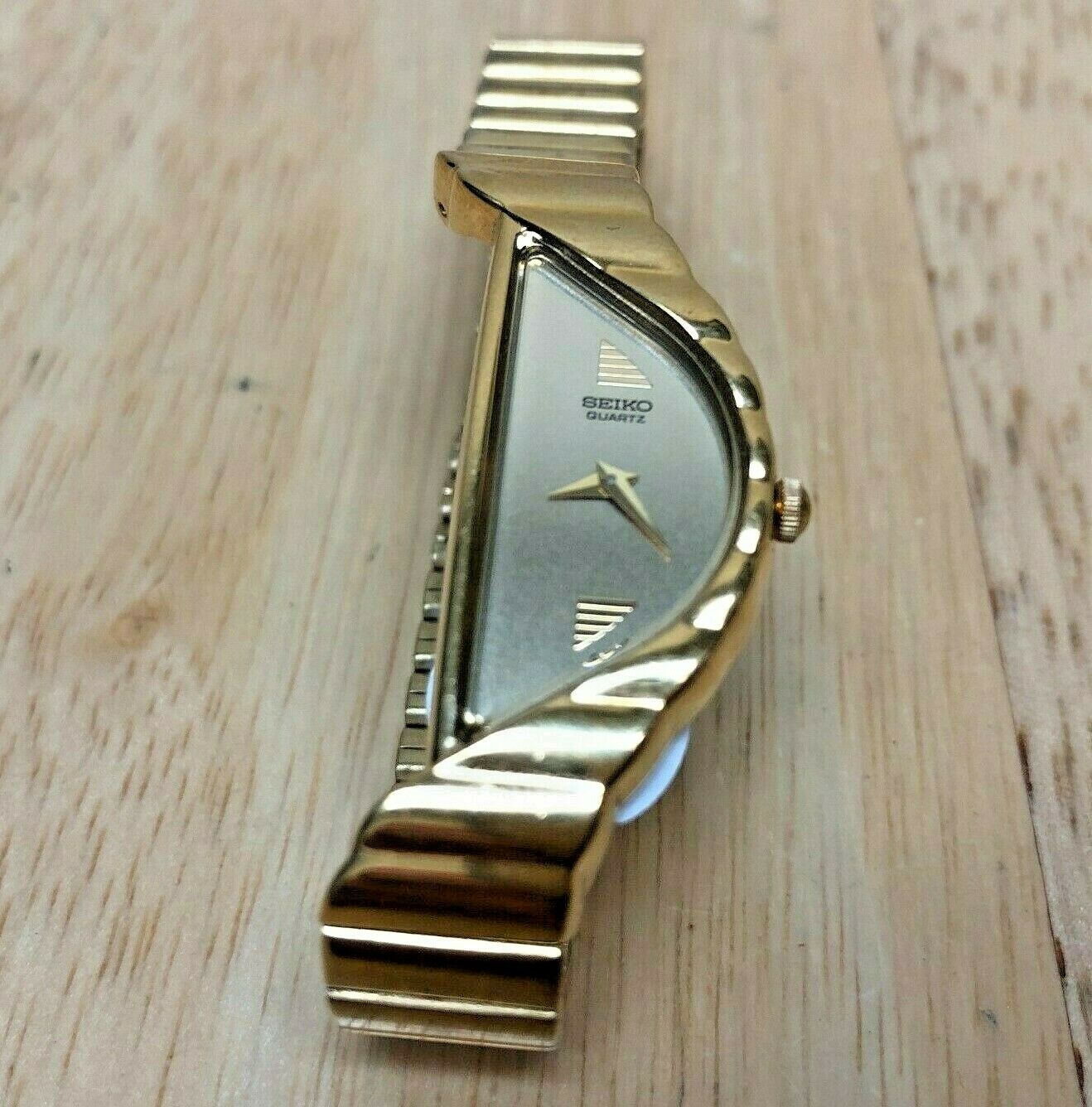 Vintage Seiko 1F20-5D59 Lady Half Moon Asymmetric Quartz Watch